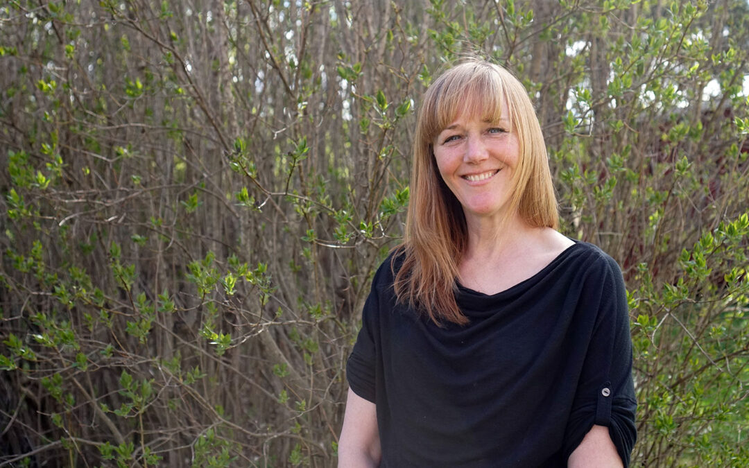 Taiteilijatapaaminen ja vuolemistyöpaja – Nina Svensson